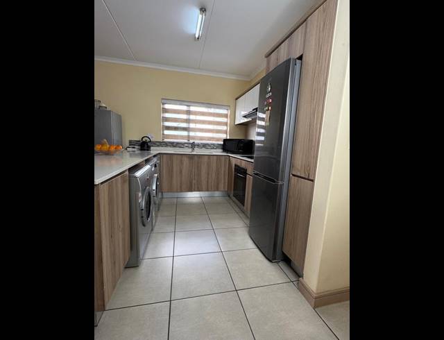 2 BEDROOM APARTMENT FOR SALE IN LINBRO PARK